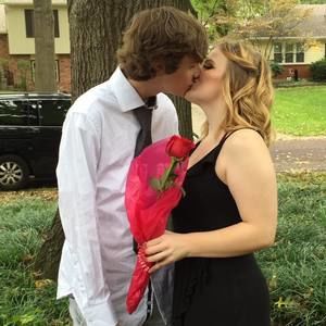 Meet your Posher, Ellis